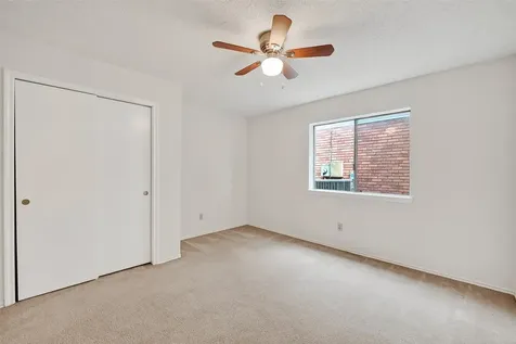 1114 Wentworth Drive Pearland TX 77584