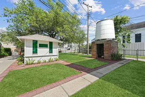 1703 Broadway Street Galveston TX 77550