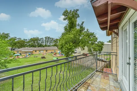 11025 Robin Hood Court Houston TX 77043