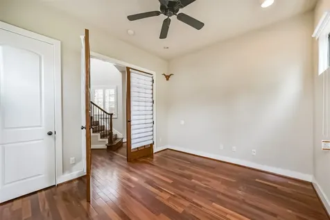 11025 Robin Hood Court Houston TX 77043