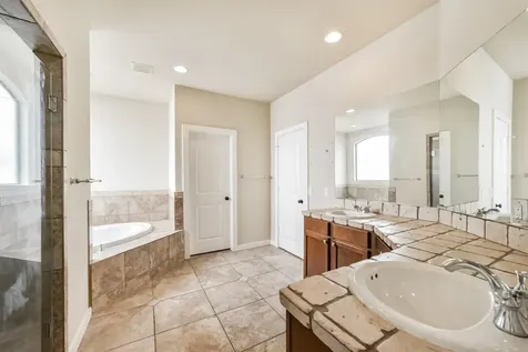 11025 Robin Hood Court Houston TX 77043