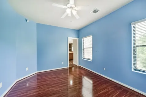 11025 Robin Hood Court Houston TX 77043