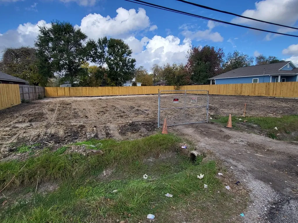 4641 Phlox Street Houston TX 77051