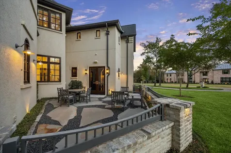 20 Lacewood Lane Houston TX 77024