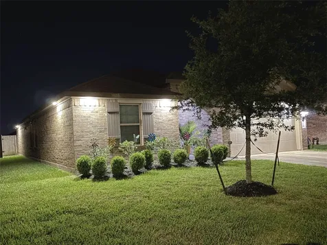 714 Ashley Falls Lane Rosharon TX 77583