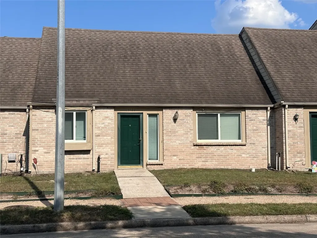 15522 Blake Way Street Houston TX 77032
