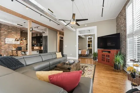 2318 Market Street 12 Galveston TX 77550