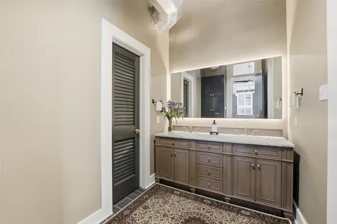 2318 Market Street 12 Galveston TX 77550