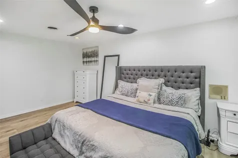 536 Oak Drive Lake Jackson TX 77566