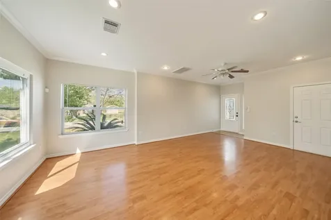 3802 Barracuda Lane La Porte TX 77571