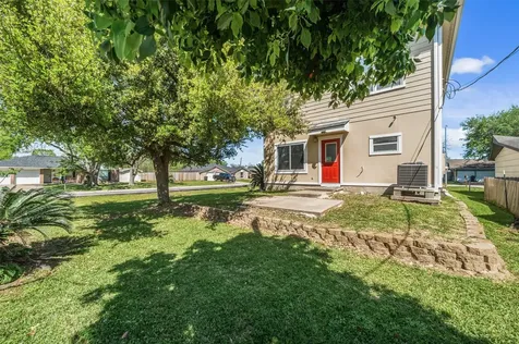 3802 Barracuda Lane La Porte TX 77571