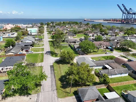 3802 Barracuda Lane La Porte TX 77571