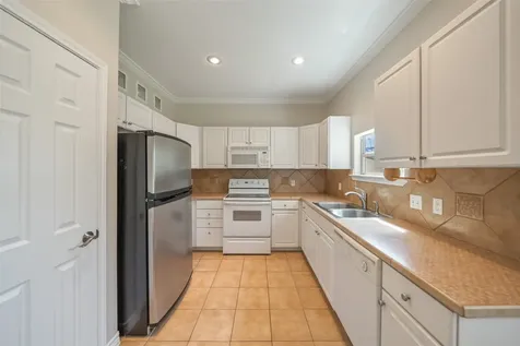 3802 Barracuda Lane La Porte TX 77571