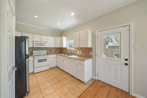 3802 Barracuda Lane La Porte TX 77571