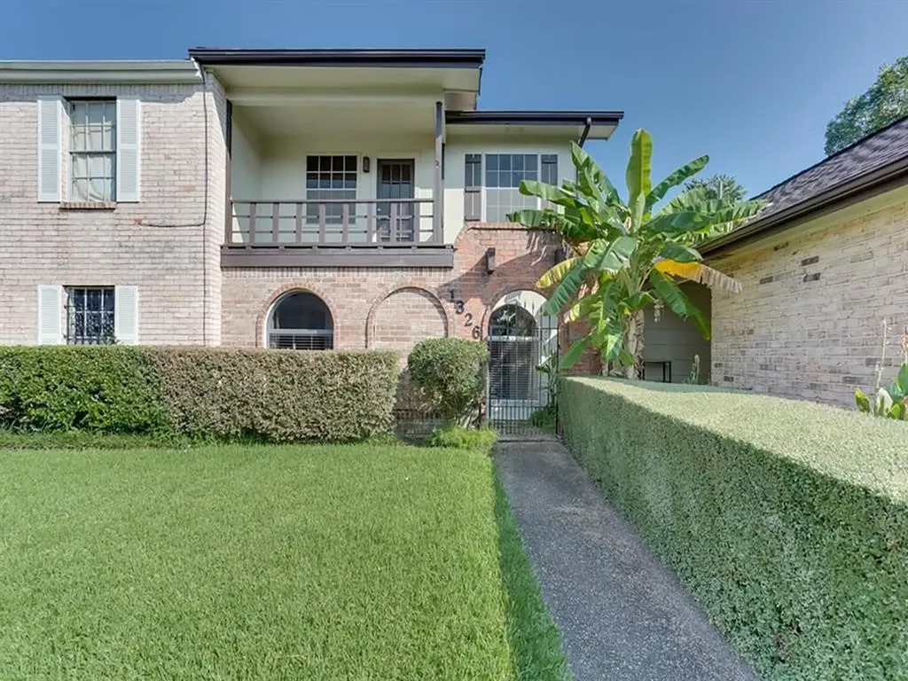 1326 Town Circle Circle 1 Baytown TX 77520