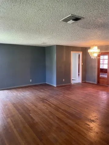6627 Eastwood Street Houston TX 77021