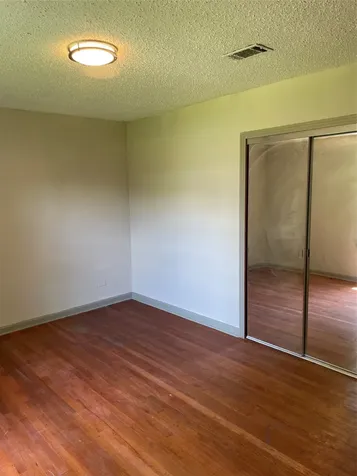 6627 Eastwood Street Houston TX 77021