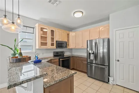 854 Lakebreeze Drive Canyon Lake TX 78133