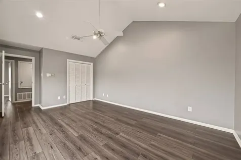 7447 Cambridge Street 79 Houston TX 77054
