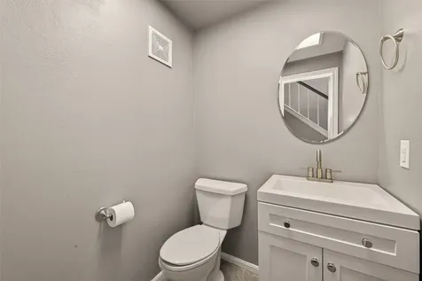 7447 Cambridge Street 79 Houston TX 77054