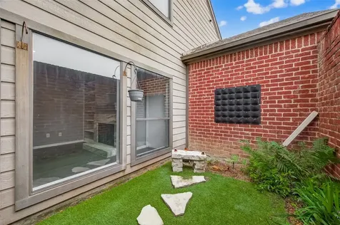 7447 Cambridge Street 79 Houston TX 77054