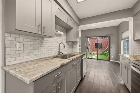 7447 Cambridge Street 79 Houston TX 77054