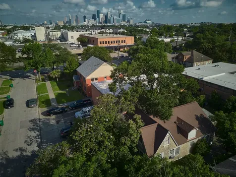 4311 Pease Street Houston TX 77023