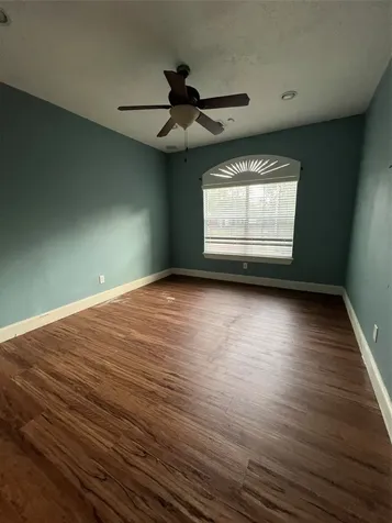 5771 Belarbor Street Houston TX 77033
