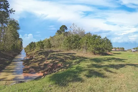 36 Road 5029 Cleveland TX 77327
