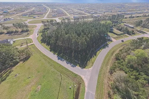 36 Road 5029 Cleveland TX 77327