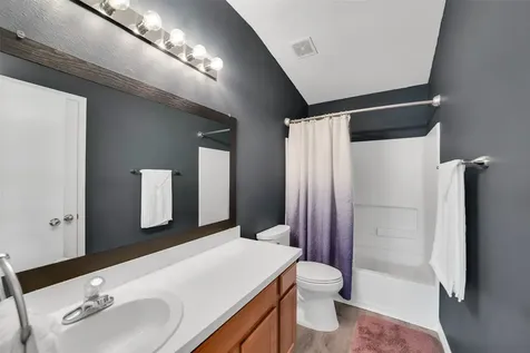 2403 Lakecrest Village Court Katy TX 77493