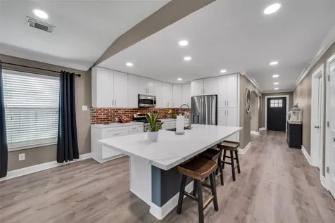 2403 Lakecrest Village Court Katy TX 77493