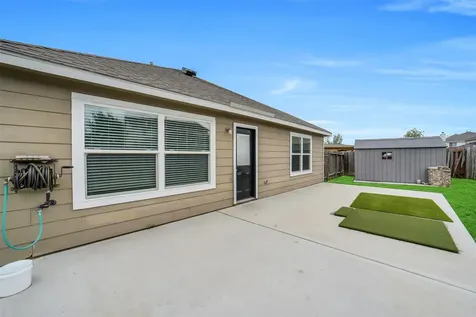 2403 Lakecrest Village Court Katy TX 77493
