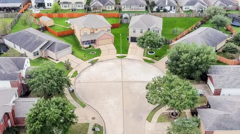 2403 Lakecrest Village Court Katy TX 77493