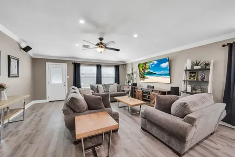 2403 Lakecrest Village Court Katy TX 77493