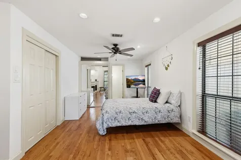 1918 Vassar Street Houston TX 77098
