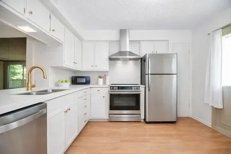 6533 Bayou Glen Road 6533 Houston TX 77057