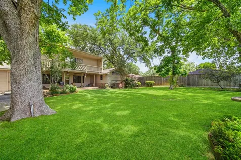 5117 Valerie Street Bellaire TX 77401
