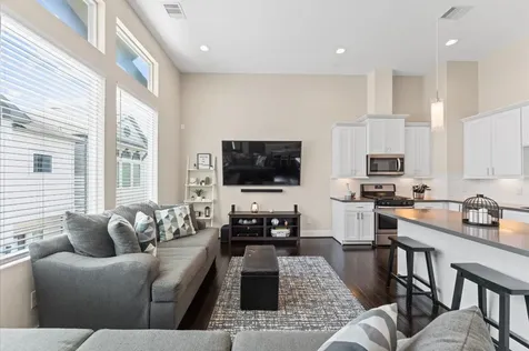 2422 Cochran Street Houston TX 77009