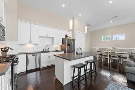 2422 Cochran Street Houston TX 77009