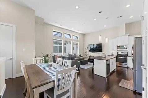 2422 Cochran Street Houston TX 77009