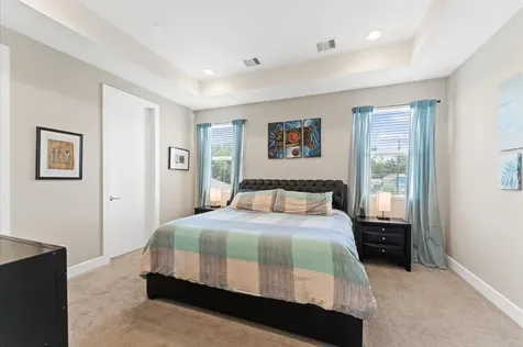 2422 Cochran Street Houston TX 77009
