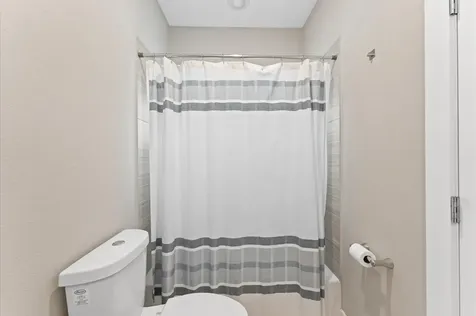 2422 Cochran Street Houston TX 77009
