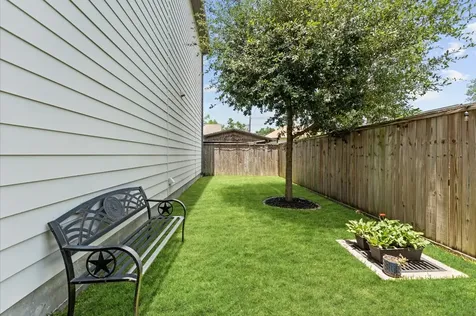 2422 Cochran Street Houston TX 77009