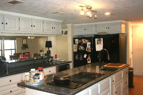 24 Lazy Bend Drive Huntsville TX 77320