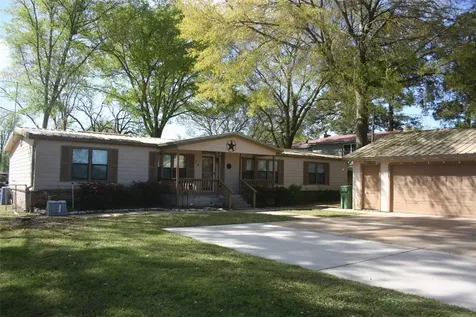 24 Lazy Bend Drive Huntsville TX 77320