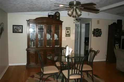 24 Lazy Bend Drive Huntsville TX 77320