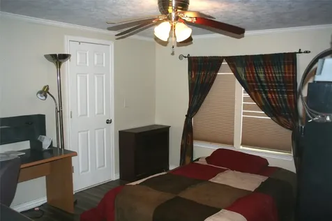 24 Lazy Bend Drive Huntsville TX 77320