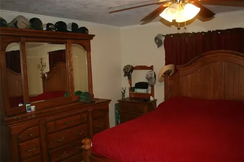 24 Lazy Bend Drive Huntsville TX 77320