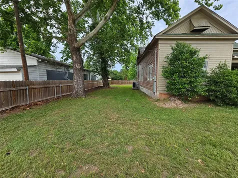 11 Smith Street Shepherd TX 77371